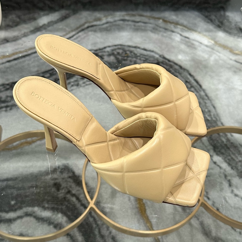 Bottega Veneta The Rubber Lido Heeled Sandals